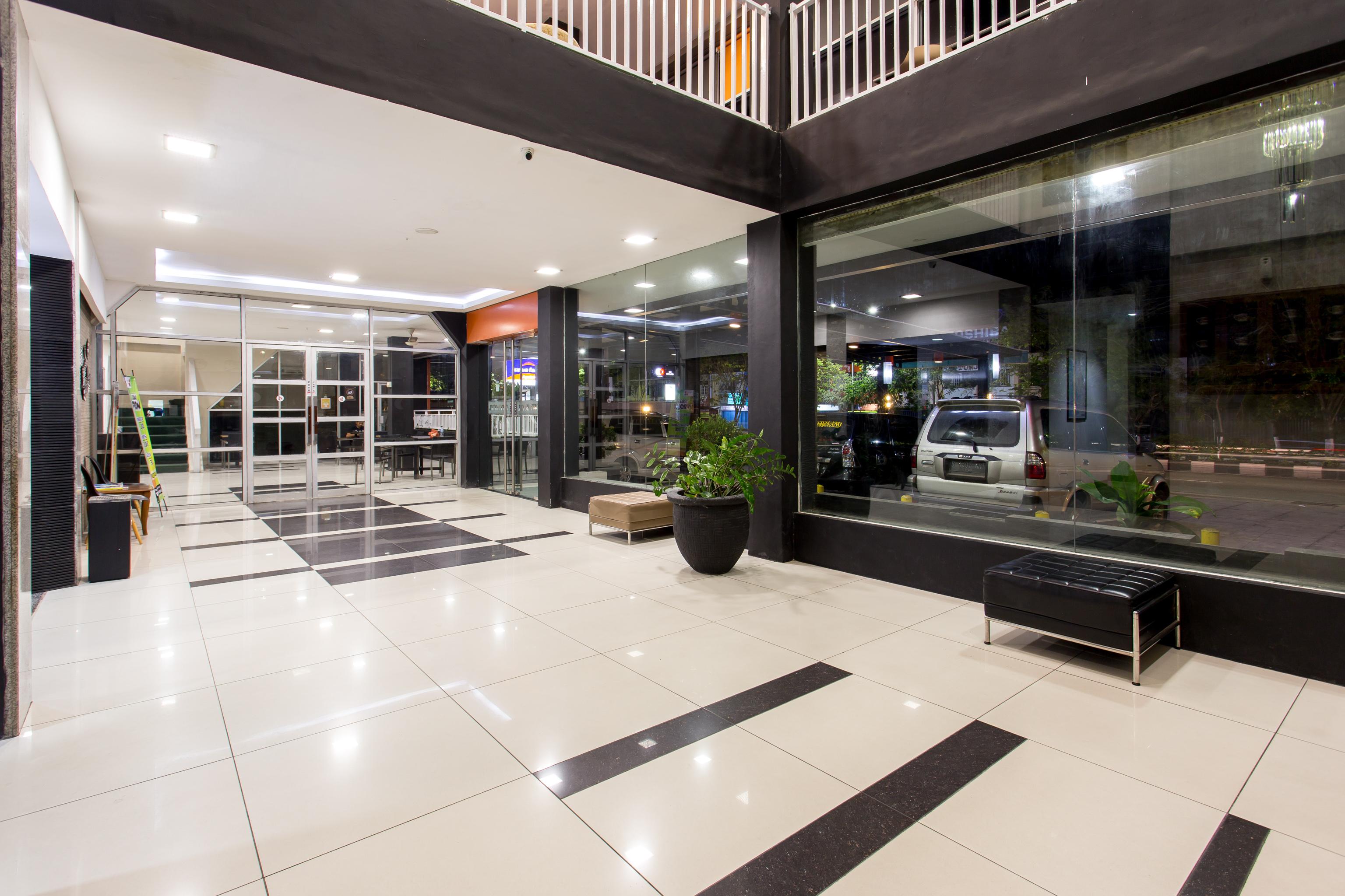 Capital O 769 City Hotel Balikpapan  Exterior photo